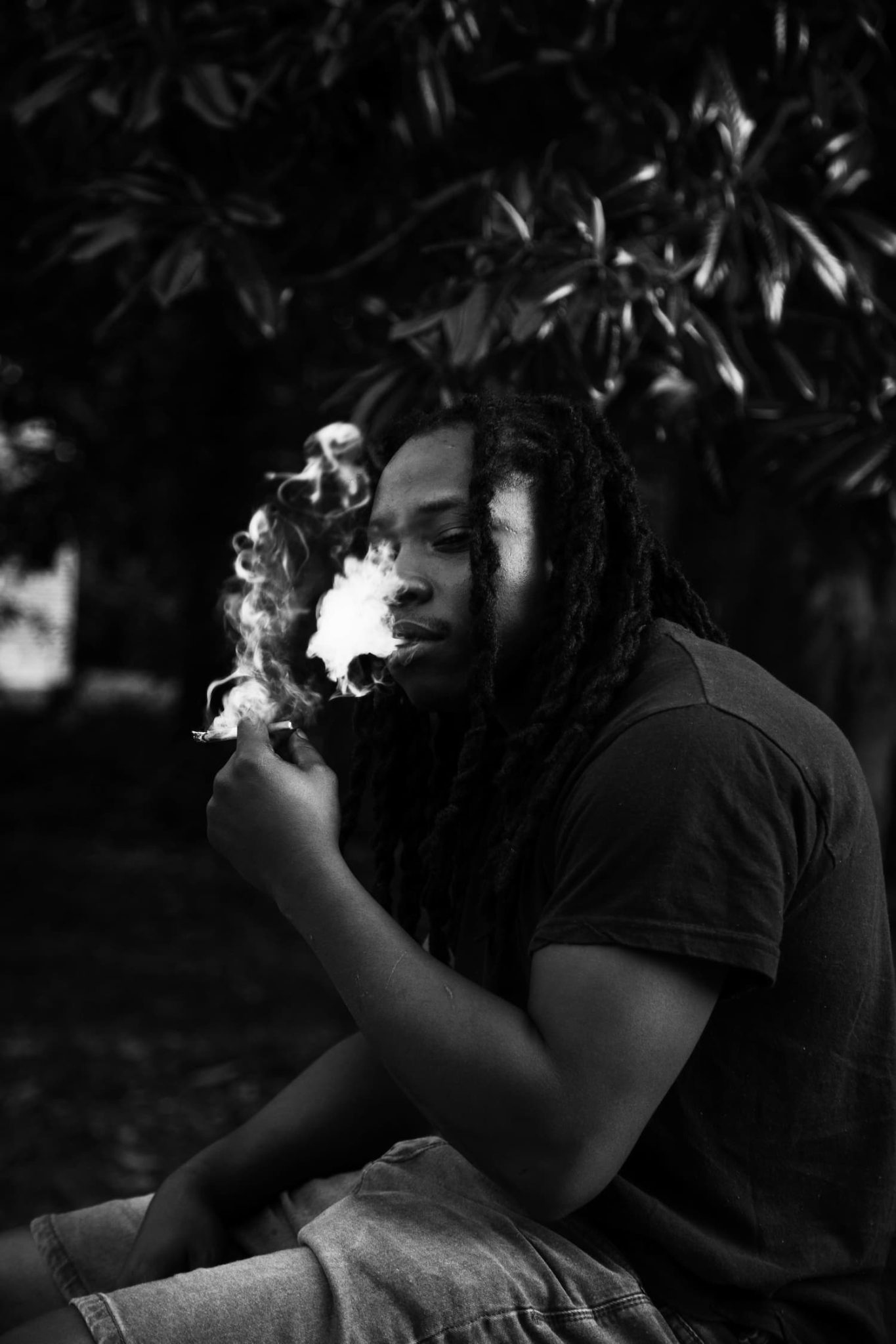 Céline Sarr - Wilson - Shaq fume