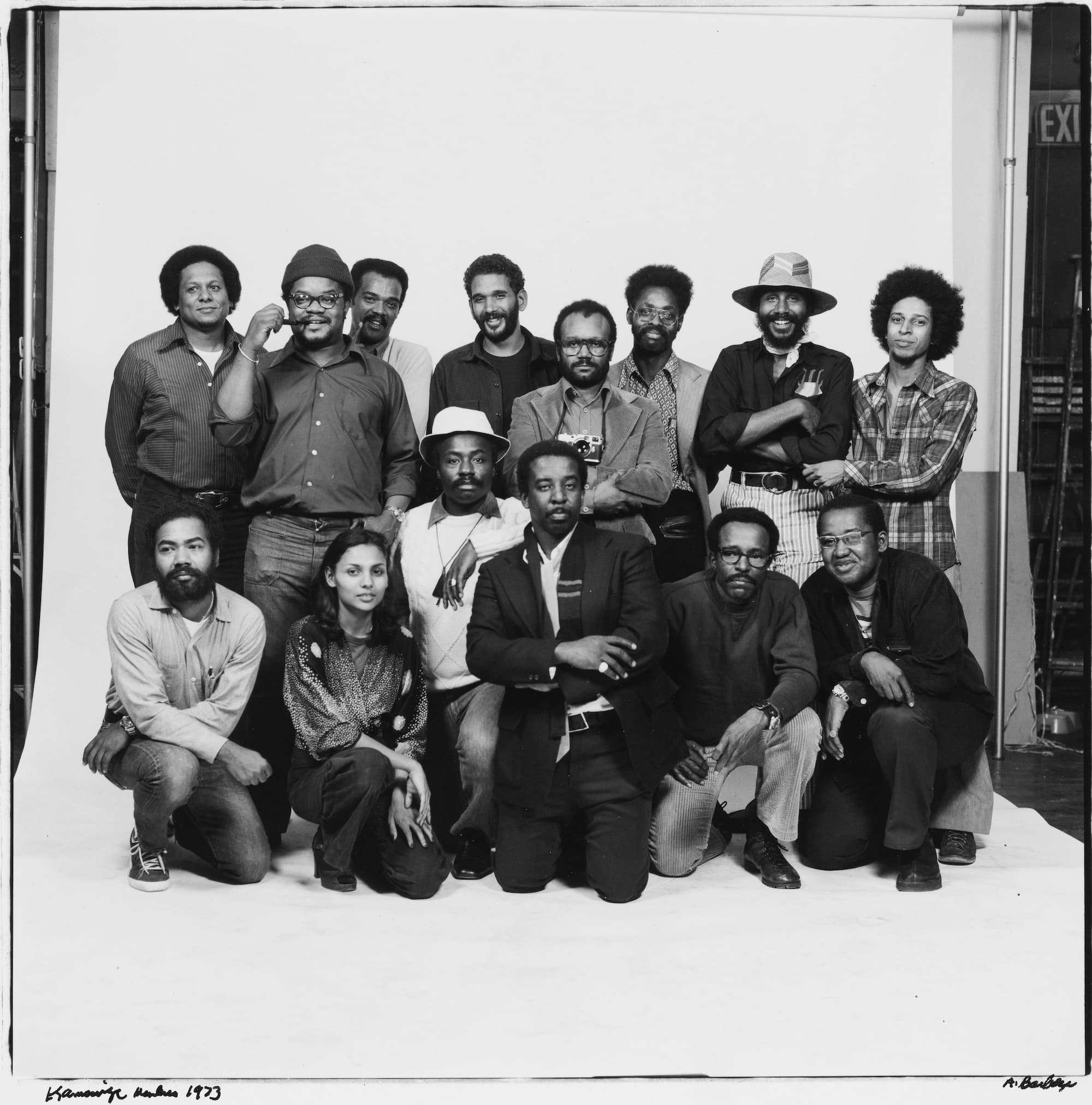 Ming Smith au milieu des hommes de Kamoinge. Photo d'Anthony Barboza en 1973